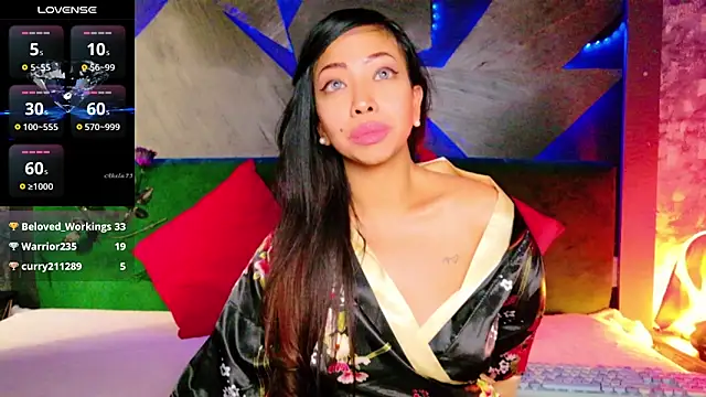 ElyaQuinn live sex cam