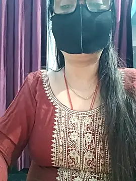 Aishwaryaa_69's cam snapshot