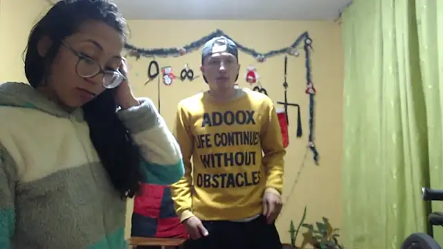 Violet_And_Smith live sex cam