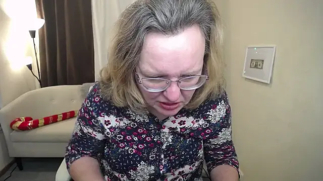 VestaWoody's cam snapshot