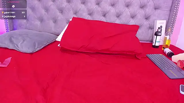 Sofia_Girl_ live sex cam