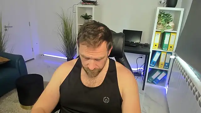 John-E-Dough's cam snapshot