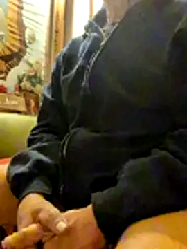 bobby69cock's cam snapshot