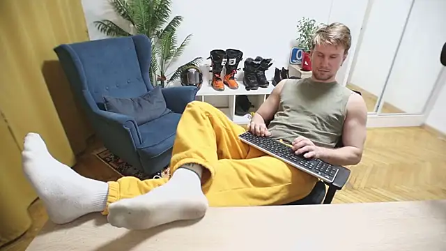 kevin-park's cam snapshot