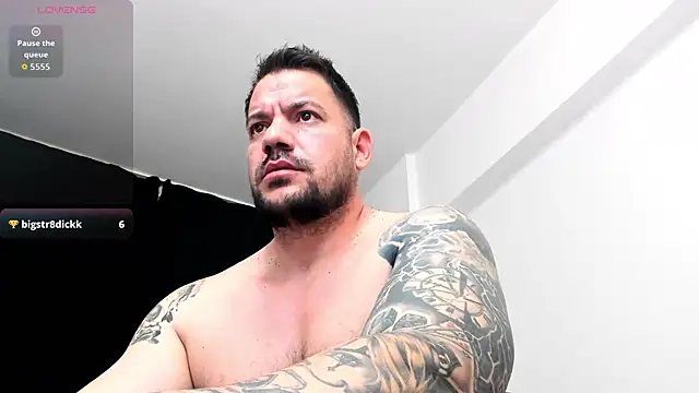 musclemonster31 live sex cam