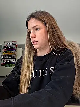 lucie_mehott live sex cam