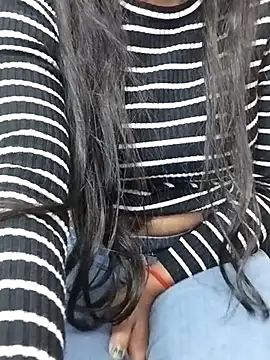 Laxmi_89 live sex cam