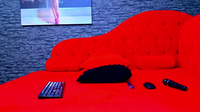 SelenaNoir live sex cam