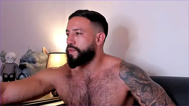 BradLeon_'s cam snapshot