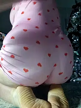 amanda-hornySeduction's cam snapshot