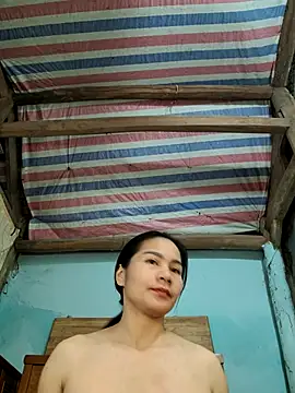 Hotgirl_2zz's cam snapshot