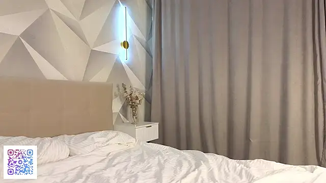 JodeeThu's cam snapshot