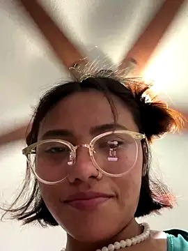 Mia-miauuuuu's cam snapshot