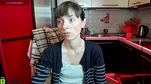 TayanaJons live sex cam