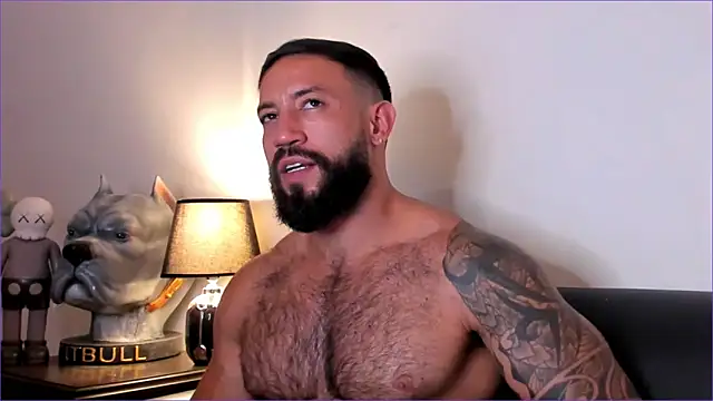 BradLeon_'s cam snapshot