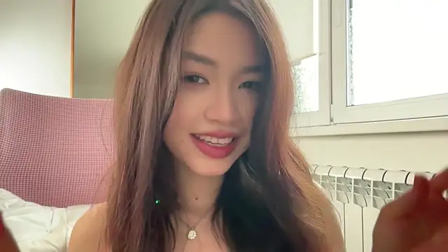 yourlittlesunrise_ live sex cam