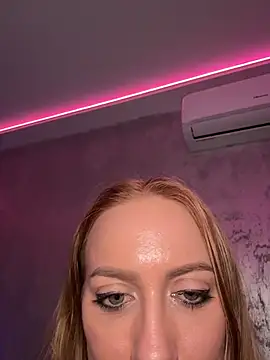 LunaAlya's cam snapshot