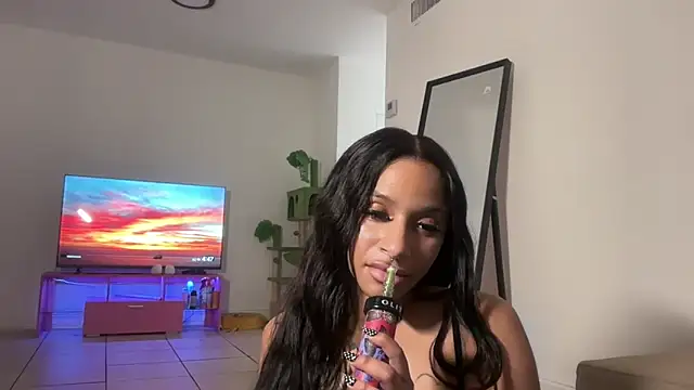 shandiloveslemonss live sex cam