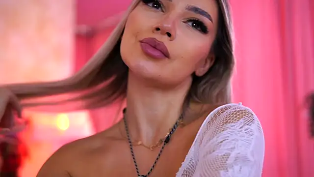 ArtTeasee's cam snapshot