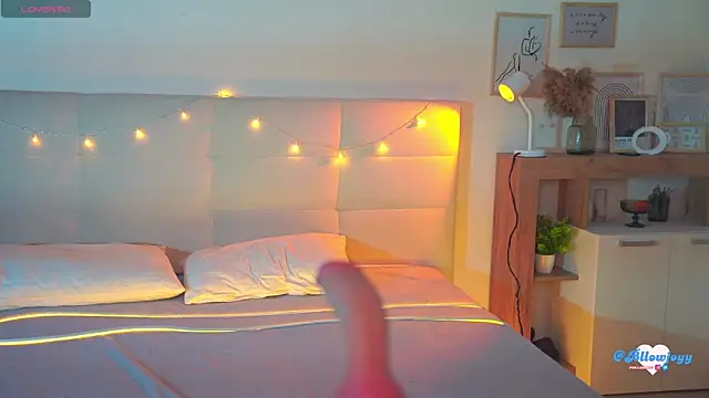 Bllowjoyy's cam snapshot