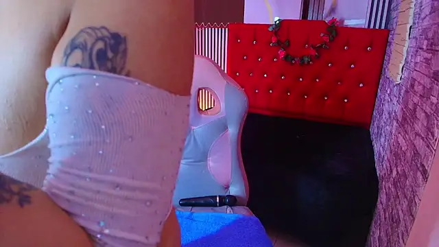 mia_hernnandez's cam snapshot