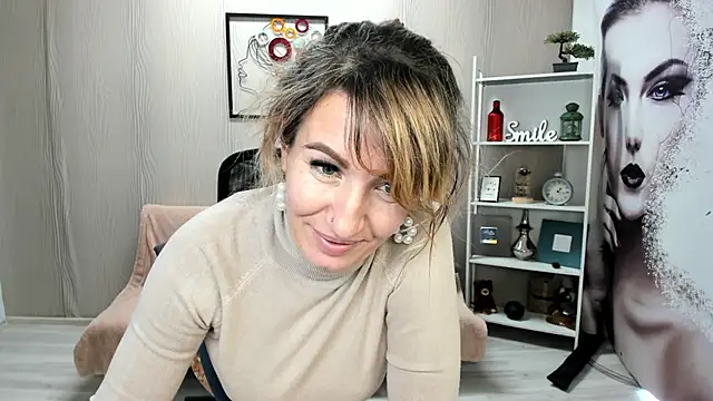 Cassandra_Hotty live sex cam