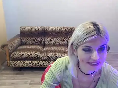 SexyBeatriice's cam snapshot