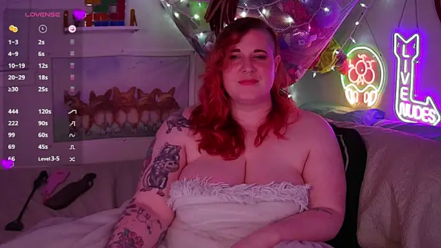 opalreigning live sex cam