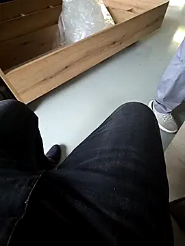 KarlosCarutox live sex cam