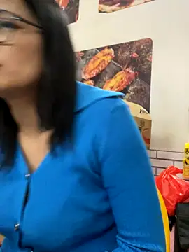 Bella0815 live sex cam