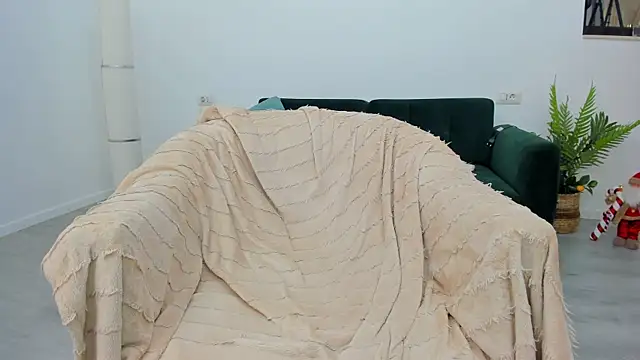 Arya_Anna's cam snapshot