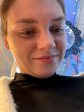 ValenciaShock live sex cam