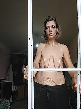 SheTheDeeevil's cam snapshot