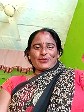 Quin_love143 live sex cam