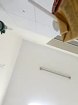 yoyo-mi live sex cam