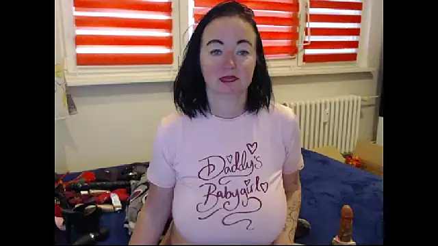 Alexie33 live sex cam