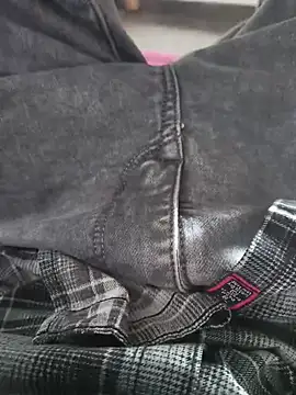 KiranTheBull live sex cam