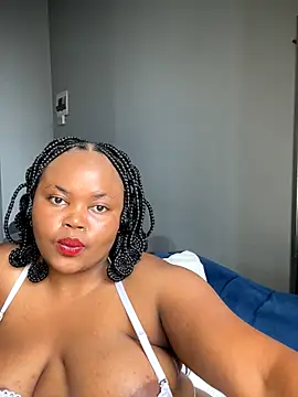 Curveysinaa's cam snapshot