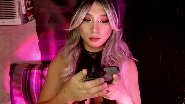 HoresCOCKLUCY live sex cam