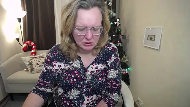 VestaWoody's cam snapshot