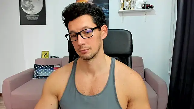 BrutusK08 live sex cam