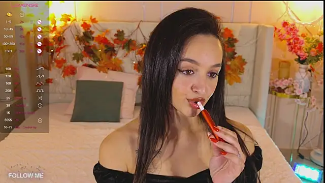 Lolly_Neal live sex cam