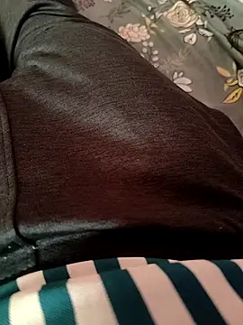 Tharki_boys live sex cam