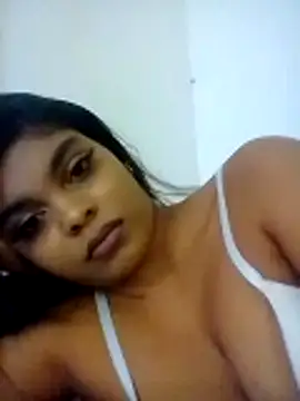 Indianicon20's cam snapshot