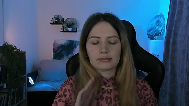 AleksaLaurent's cam snapshot