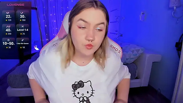 lovelyy_julia's cam snapshot