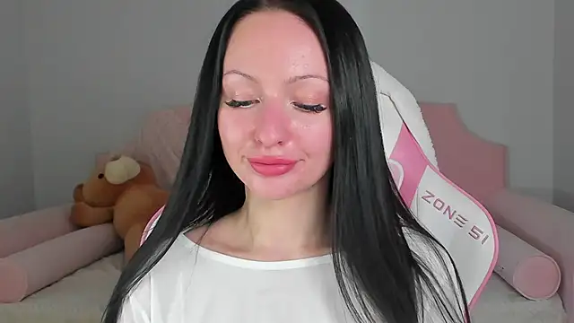 NaomiBlakes's cam snapshot