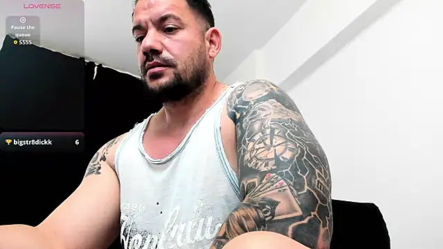 musclemonster31's cam snapshot