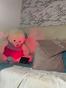 Lili__taylor's cam snapshot