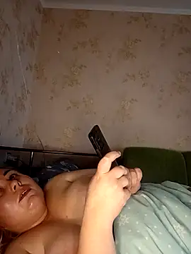 Moumy_girl's cam snapshot